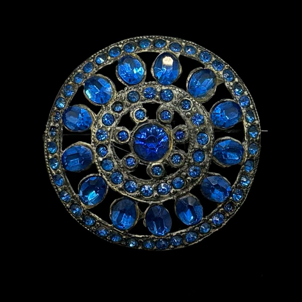 VINTAGE Blue Crystal Brooch